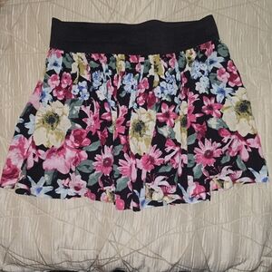 Forever 21 Floral Skater Skirt – Size L